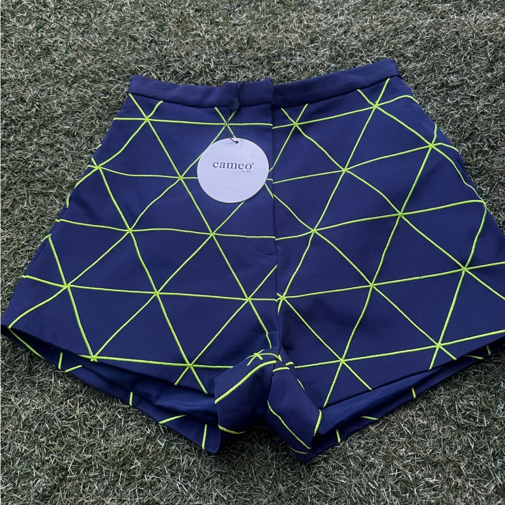 NWT New Navy Cameo Blue and Neon Geometric Shorts Size Medium